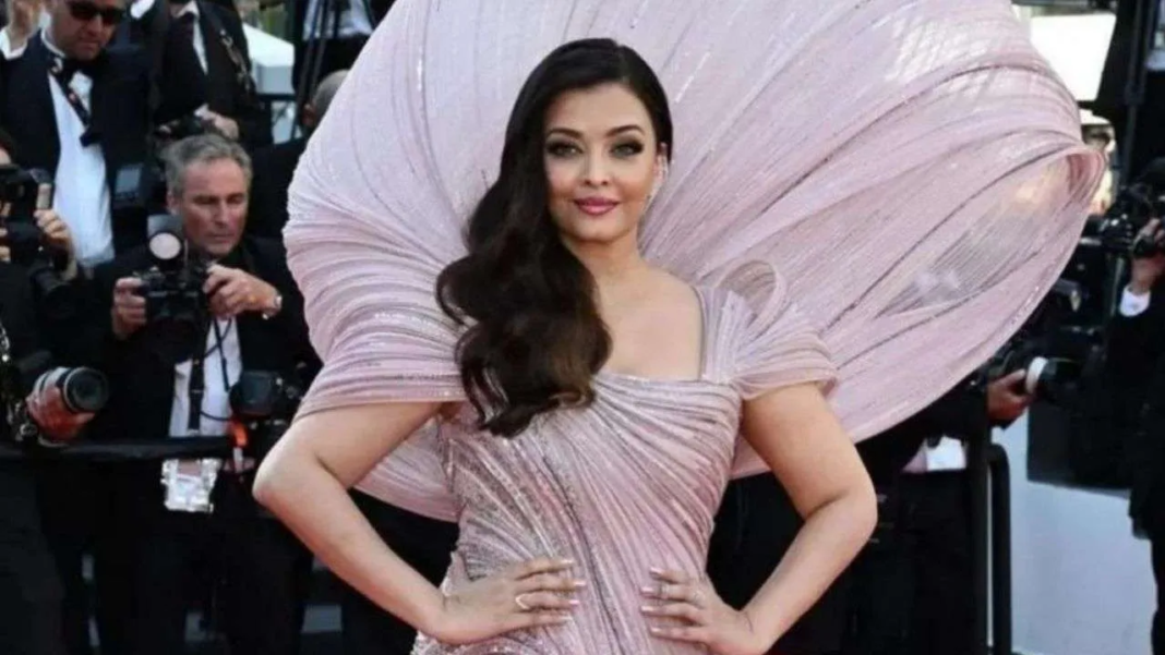 Aishwarya Rai’s modelling bill from ’92 surfaces; she was paid Rs 1,500!