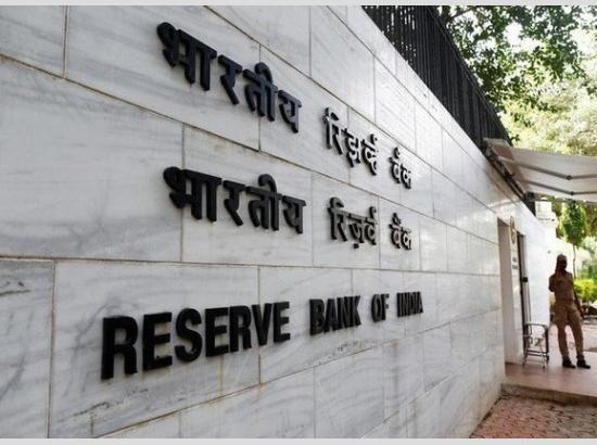 Reserve assets rose by USD 34.8 bn, net claims of NRI decreased by USD 12.2 bn: RBI