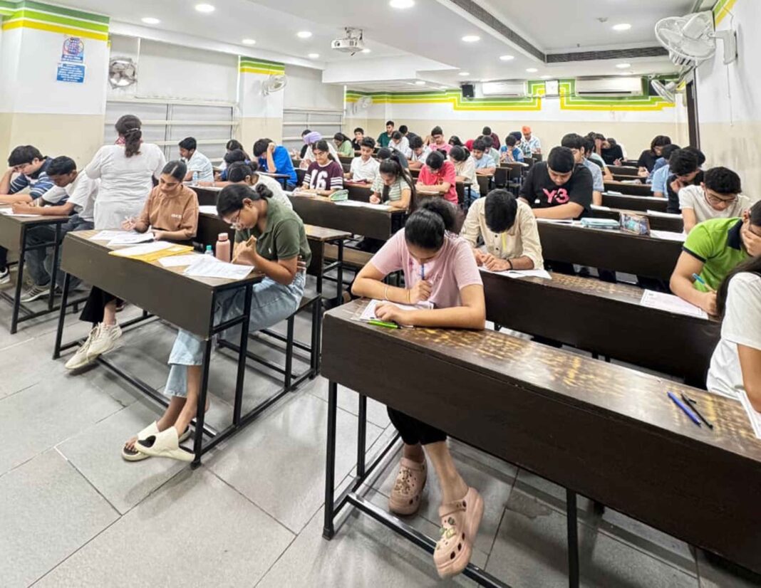The first offline phase of the 12th edition of ALLEN Tallentex Examination, organized by ALLEN Career Institute Private Limited to encourage and recognize young talent, was held at 82 centers in Chandigarh, Punjab, Haryana & Himachal Pradesh on Sunday, October 5. The exam was conducted across 10 states and 4 union territories of India. It took place in regions including Chandigarh, Delhi NCR, Goa, Gujarat, Haryana, Himachal Pradesh, Jammu & Kashmir, Ladakh, Maharashtra, Punjab, Rajasthan, Uttarakhand, and in some parts of Karnataka and Uttar Pradesh. Vice President and Zonal Head (North), ALLEN Career Institute Private Limited, Sadanand Wani, congratulated aspiring students and parents for their heartfelt response and participation. He said that the response from Chandigarh, Panchkula, and Mohali reflected an excellent spirit of learning and a healthy sense of competition among students. He added that such enthusiastic participation reaffirms the growing trust in ALLEN’s commitment to nurture talent and provide the right academic guidance to students across the region. The examination at Chandigarh was conducted at ALLEN Industrial Area, Phase 2, Chandigarh, Mohali and Panchkula campuses. Vice President and National Head of Tallentex, Pankaj Agrawal, said that the exam was conducted in both online and offline modes from 1 PM to 3 PM. In these states, the examination was held in 580 centers across 313 towns and cities, with participation from more than 1.25 lakh students. Agrawal further added that through Tallentex, the aim is to identify talented students and provide them proper career guidance. The final offline phase of the exam will be held on October 12. The combined results of both exams will be announced in the second week of November. The results will declare the All India Rank (AIR) and State Rank of students along with cash prizes and scholarships. Selected students will receive cash awards, and those who take admission in ALLEN for session 2026–27 within the stipulated date will get the dual benefit of up to 90% scholarship on ALLEN fees. After the declaration of results, a Rankers’ Felicitation Ceremony success power session will be organized. He mentioned that by 2025, nearly 18.25 lakh students have participated in Tallentex so far. It is noteworthy that many talented students who joined ALLEN through Tallentex have later achieved top 100 All India ranks in prestigious exams like IIT-JEE, NEET, and Olympiads. This examination is modeled on India’s leading competitive exams such as IIT-JEE, NEET, and previously conducted NTSE. The exam pattern, marking system, and evaluation process make Tallentex one of the most reliable assessments in the country. For Class 10 students aspiring to build a career in engineering or medical fields, this exam can prove to be a boon. Participation helps them assess their current preparation level, understand how much more effort is needed, and also provides scholarships on concessional fees, thereby reducing the financial burden of career preparation.