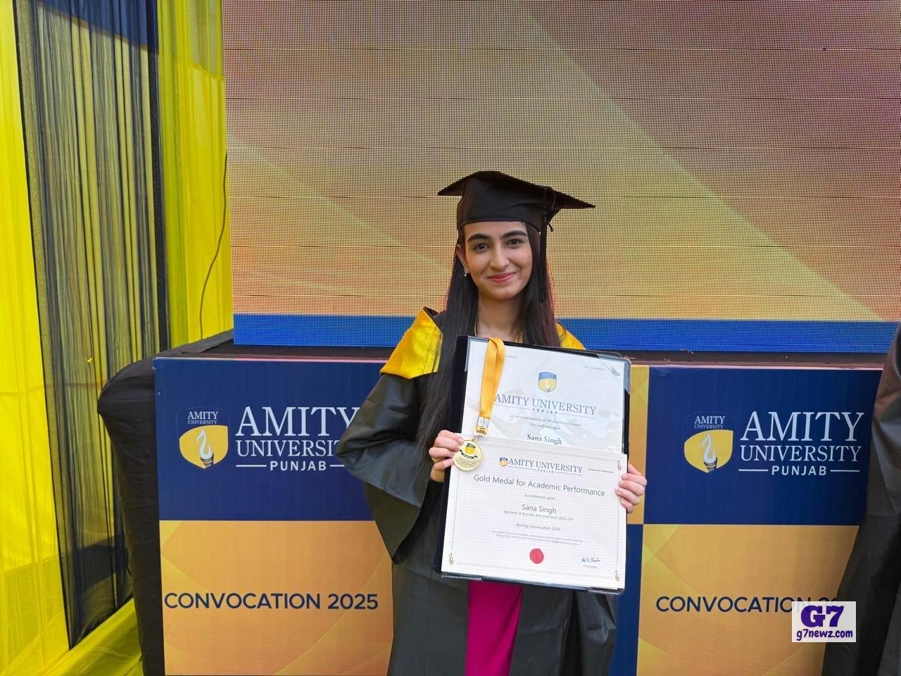 Gold Medal for Amity University BBA topper Sana Singh