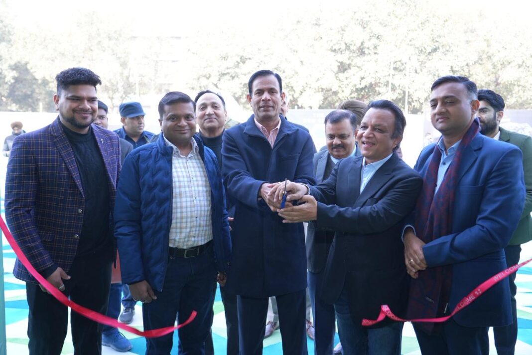 Chandigarh Administration Chief Secretary H. Rajesh Prasad IAS on Friday inaugurated the 4th Edition of the Renewable Energy and Electric Vehicle (REV) Expo 2026 organised by PHD Chamber of Commerce and Industry (PHDCCI) in collaboration with CREST and Eventage at the Exhibition Ground, Sector-34, Chandigarh. This event marks a significant milestone in advancing India’s clean energy and electric mobility agenda.  REV Expo 2026 is Northern India’s largest platform, showcasing the latest technologies in renewable energy, solar power, electric vehicles, battery storage, and charging infrastructure. The three-day event will continue from January 9 to 11. In his address the Chief Secretary, who was the Chief Guest emphasised India’s transition towards a low-carbon and sustainable economy. He highlighted the critical role of renewable energy and electric vehicles in combating climate change, reducing dependence on fossil fuels, and improving urban air quality. He called upon industry, academia, and government institutions to collaboratively scale up clean technologies, strengthen infrastructure, and create an enabling ecosystem for innovation and investments in the renewable energy and EV sectors. He remarked that Chandigarh is also known as the 'City Beautiful' and that renewable energy plays the most crucial role in this city. He informed that from the perspective of public transport 150 electric buses have already been inducted into the Chandigarh Transport fleet and in the next three years, 350 new e-buses will be introduced on Chandigarh’s roads. After three years a total of 500 electric buses will be seen plying on the city’s roads, he added. The Guest of Honour Saurabh Kumar, IFS, Secretary, Renewable Energy and Solar, Chandigarh Administration, stressed the need for robust policy frameworks, state-level initiatives, and institutional support mechanisms to accelerate the adoption of solar energy and electric mobility. He shared insights into Chandigarh’s progressive initiatives in renewable energy deployment, energy efficiency, and sustainable urban development, while emphasising the importance of innovation, capacity building, and public-private partnerships to achieve clean energy targets. Similarly Satish Dev Jain, Chair, Haryana State Chapter, PHDCCI in his address underlined the growing relevance of renewable energy and electric mobility in achieving economic growth while ensuring environmental sustainability. He stated that the REV Expo has emerged as a significant platform for showcasing cutting-edge technologies, promoting industry-government collaboration, and creating new business and investment opportunities across the clean energy value chain. The session concluded with a Vote of Thanks by Adv.Lokesh Jain Co-Chair, Haryana State Chapter PHDCCI who acknowledged the dedication of the PHDCCI Secretariat, organising committee and supporting partners in successfully organising the event and laying a strong foundation for the three-day Expo. The session was moderated by Gurdarshan Aggarwal, Resident Director, Haryana State Chapter, PHDCCI, who highlighted PHDCCI’s proactive role in fostering dialogue among policymakers, industry stakeholders, startups, and technology providers. While Rajneesh Bansal, Chair Chandigarh Chapter, was also present on the occasion.