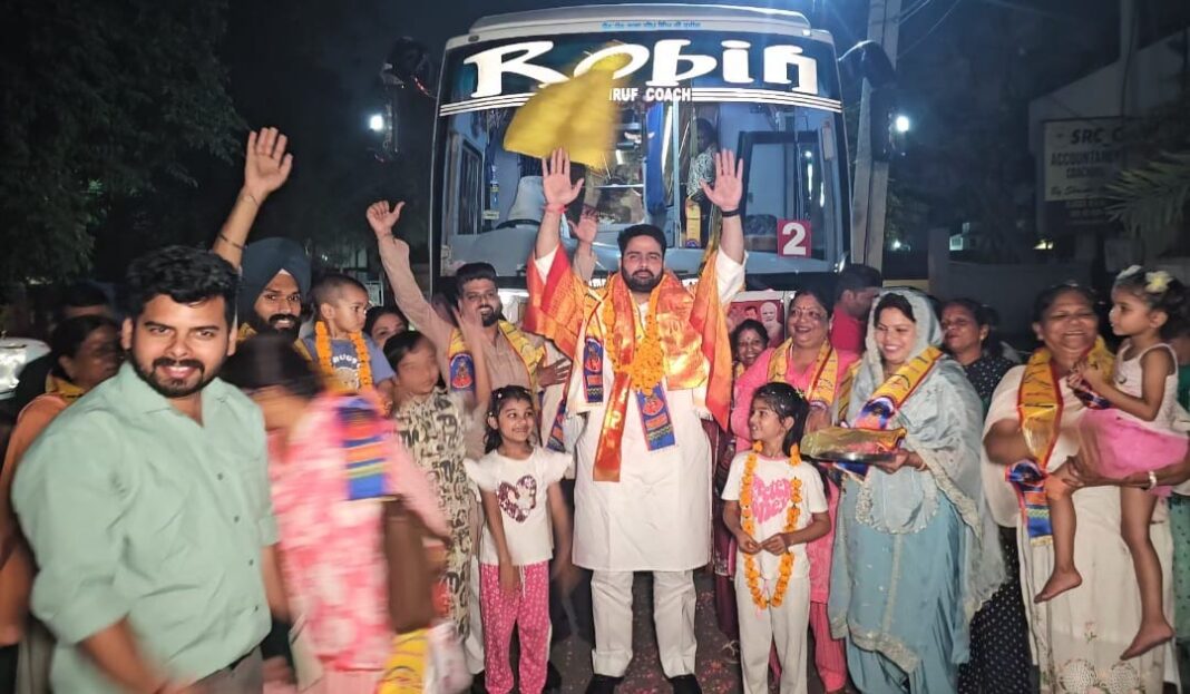 BJP leader Akshay Sharma flags off free pilgrimage from Ward 62 to Khatu Shyam and Salasar Dham