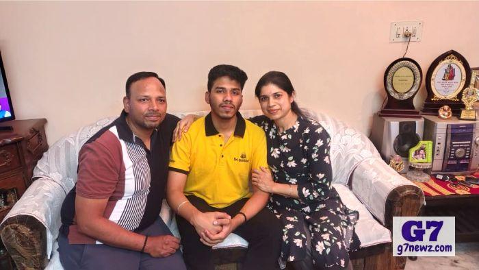 Yajat Shinghal (AIR 21) from Sri Chaitanya Emerges Haryana & Tricity Topper